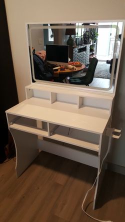White Vanity Desk with LED Lighted Mirror