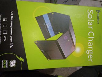 BigBlue Solar Charger