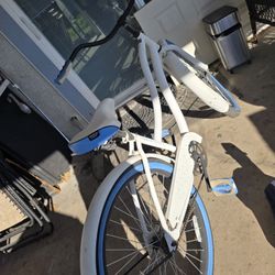 bike huffy 26"  14 and under 