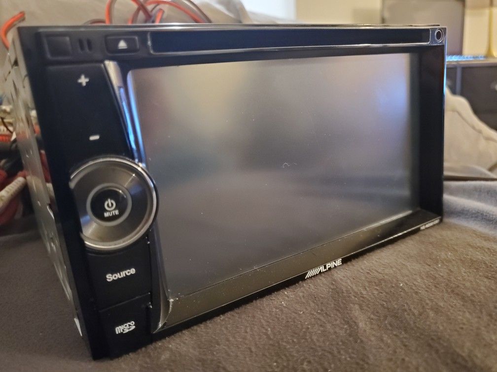 Alpine Touch Screen Bluetooth Car Stereo