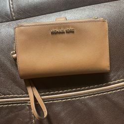Michael kors wallet