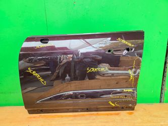 MACAN 2025 2026 DOOR