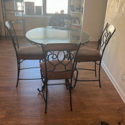 Dining Room Table & 4 Chairs