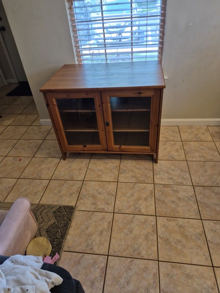 Three Shelf Cabinet With Windows