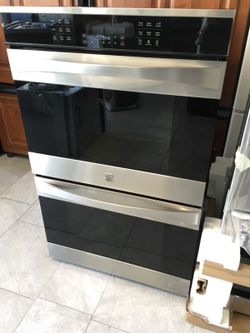 KENMORE DOUBLE WALL OVEN,WITH DOUBLE CONVECTION System