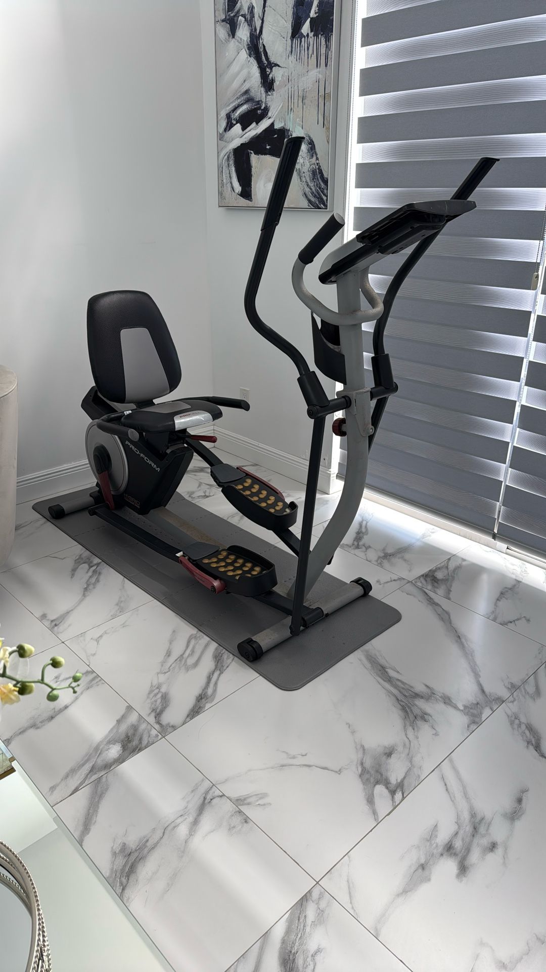 Preform Elliptical and Bicycle Hybrid Trainer Pro exercise machine