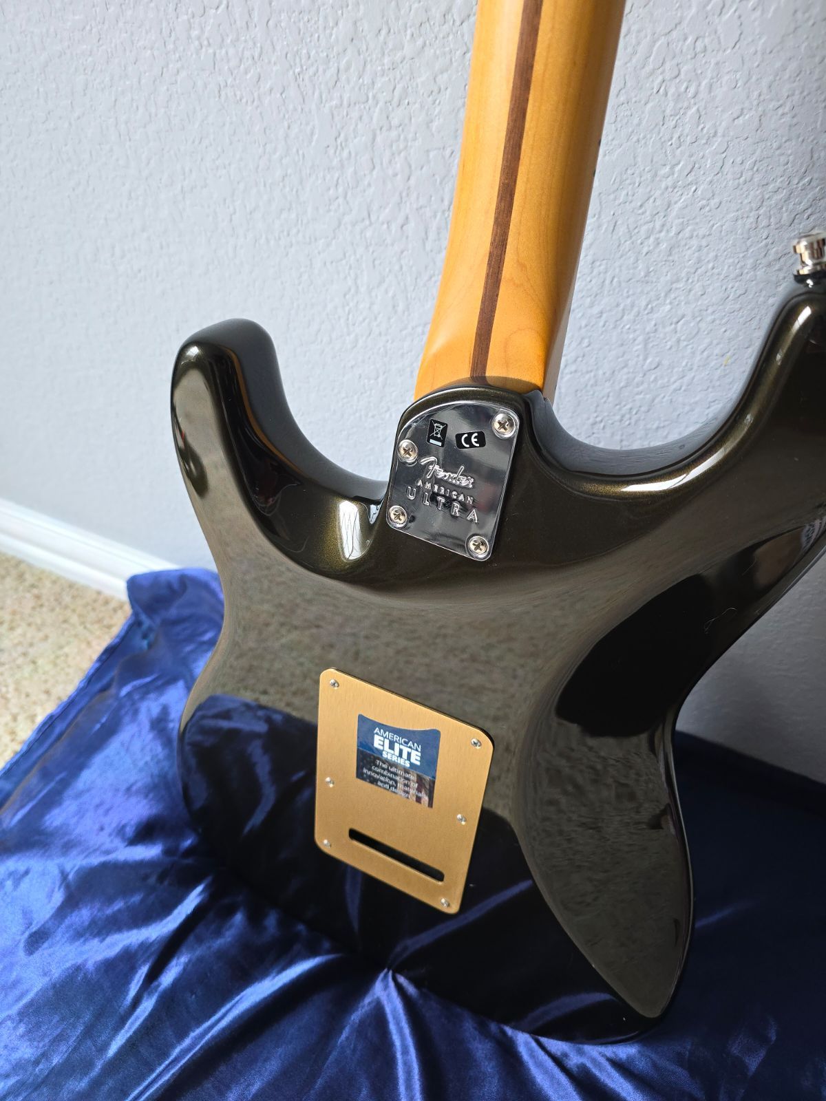 Fender Guitar American Elite 