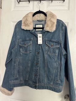 Jacket with fur