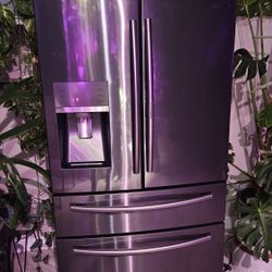 Samsung Refrigerator 