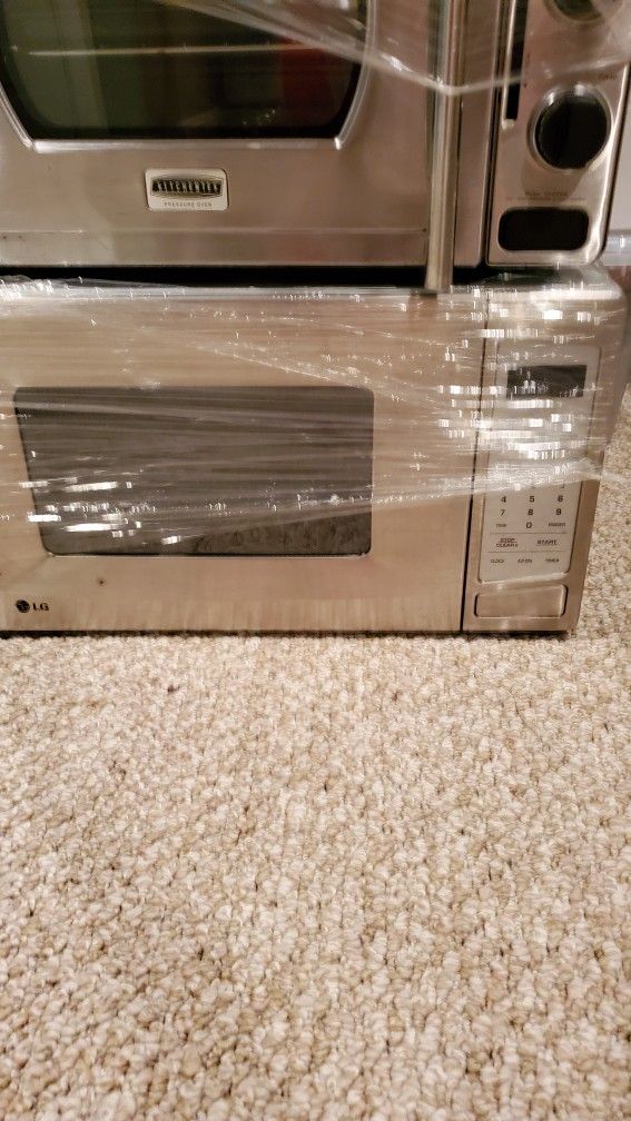 Microwave Oven...LG New