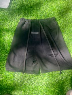 Essential shorts black