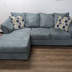 Modern Teal Couch With Chaise. Free Delivery!