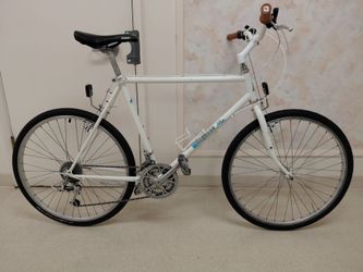 1987 Mongoose Alta ATB/Commuter- 21" Medium/Large