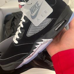 Metallic Black Jordan 5s Size 10.5