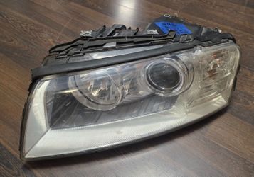 USED REF#1436 2004-2005 AUDI A8 DRIVER SIDE HEADLIGHT