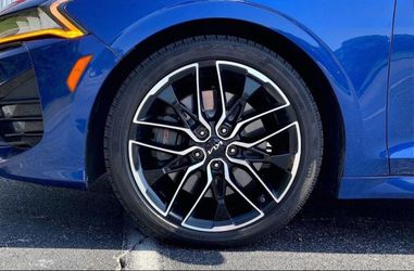 2023 KIA K5