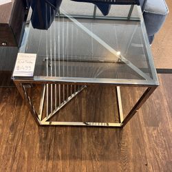 Glass Top  End Table 📣📣📣Everything is 50% OFF for this week only available 💥 💥 💥