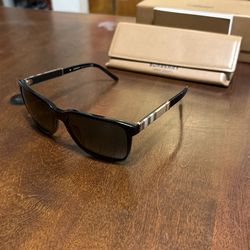 Burberry Sunglasses 