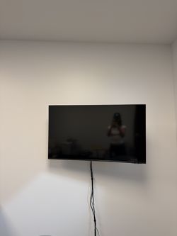 Samsung 43" Crystal UHD 4K Smart TV – CU8000