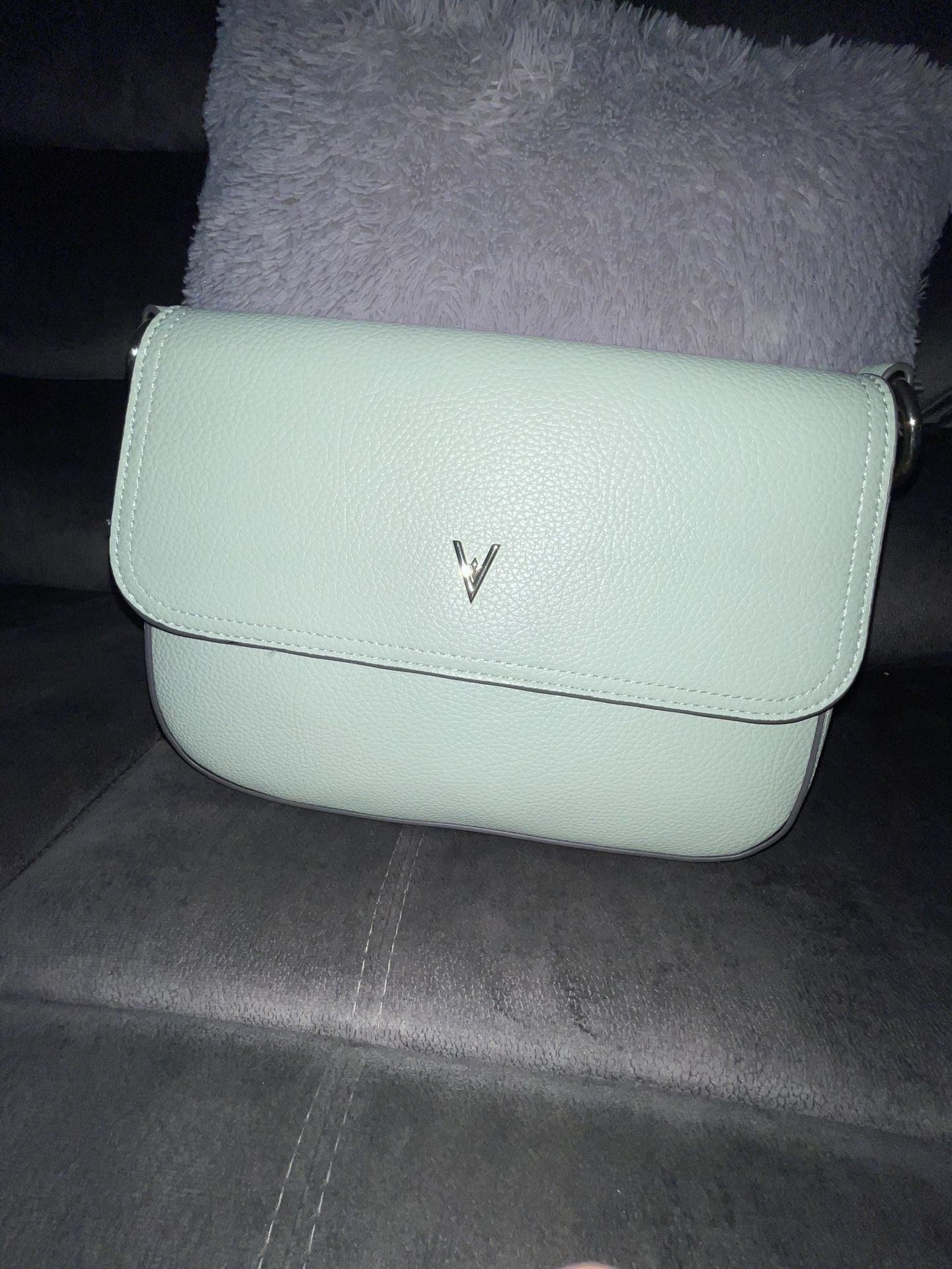 Vanessa Williams Purse