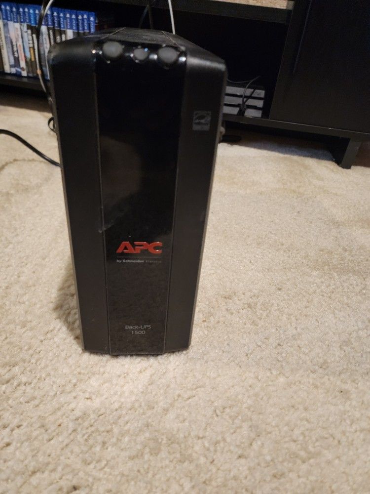 APC Back-UPS 1500