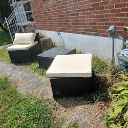 20$  Wicker Set With Glass Wicker Tables 