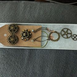 Steampunk Jewelry Set And Earrings 