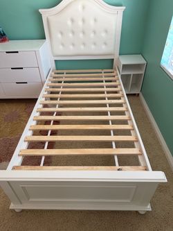 Girl twin bed