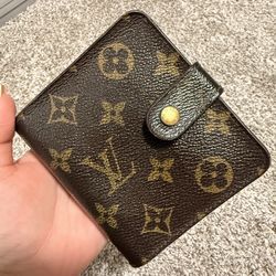 LV Monogram Viennois Wallet 🤎 Authentic