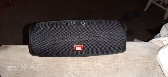 JBL Charge4
