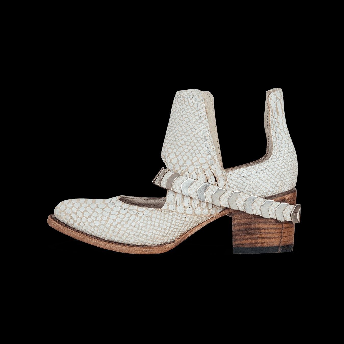 Freebird blade white snake clearance