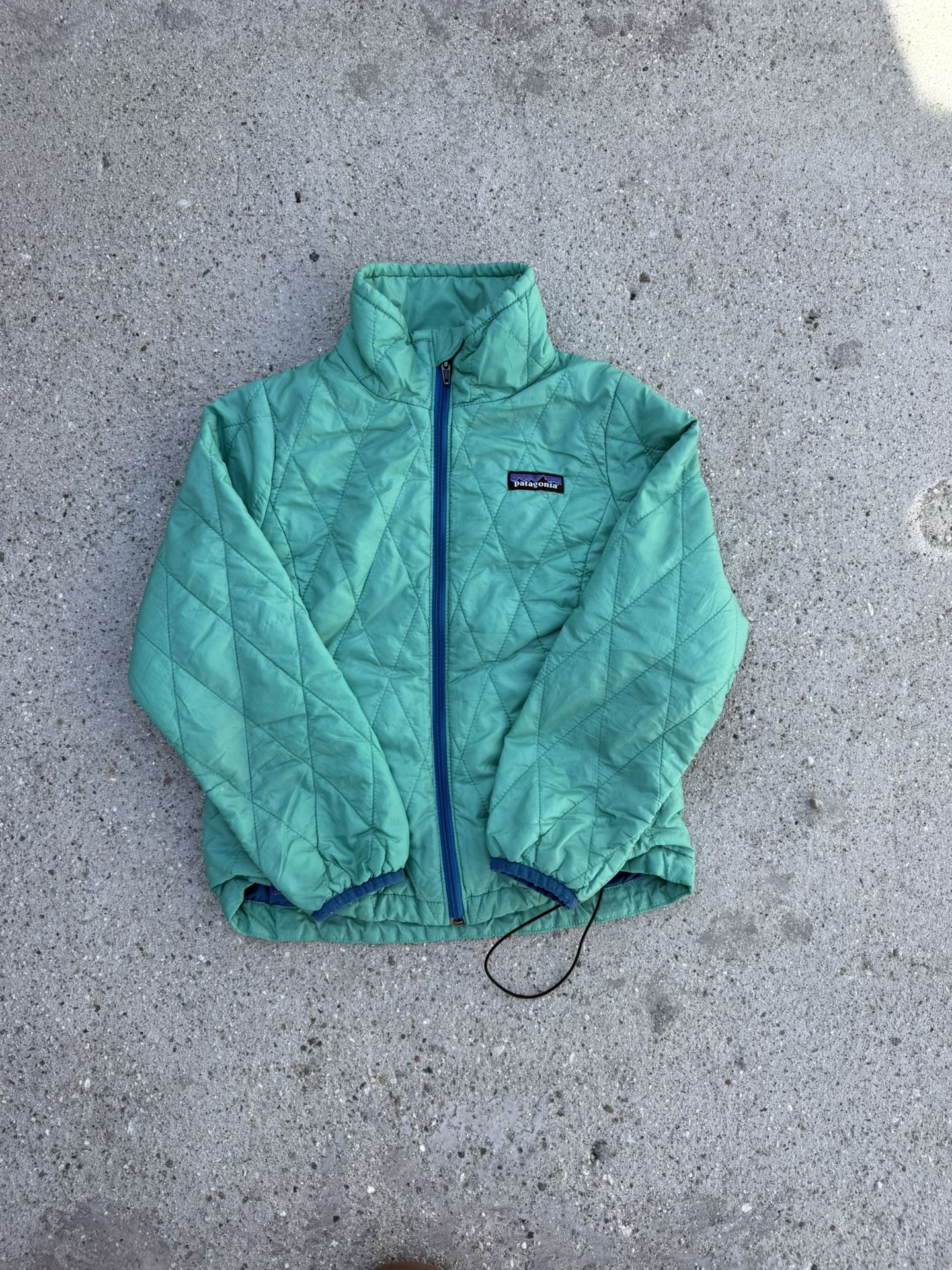 Patagonia green and blue quilted jacket size XS kids 5-6
