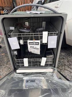 Samsung DW80R2031US Front Control Built-In Dishwasher