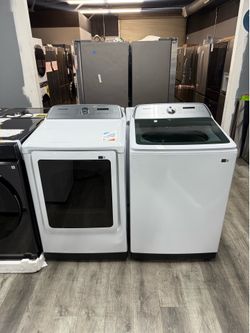 Samsung - 5.5 Cu Ft Extra Large Capacity Smart Top Load Washer & 7.4 Cu Ft Smart Gas Dryer Laundry Pair in white 🔥🔥