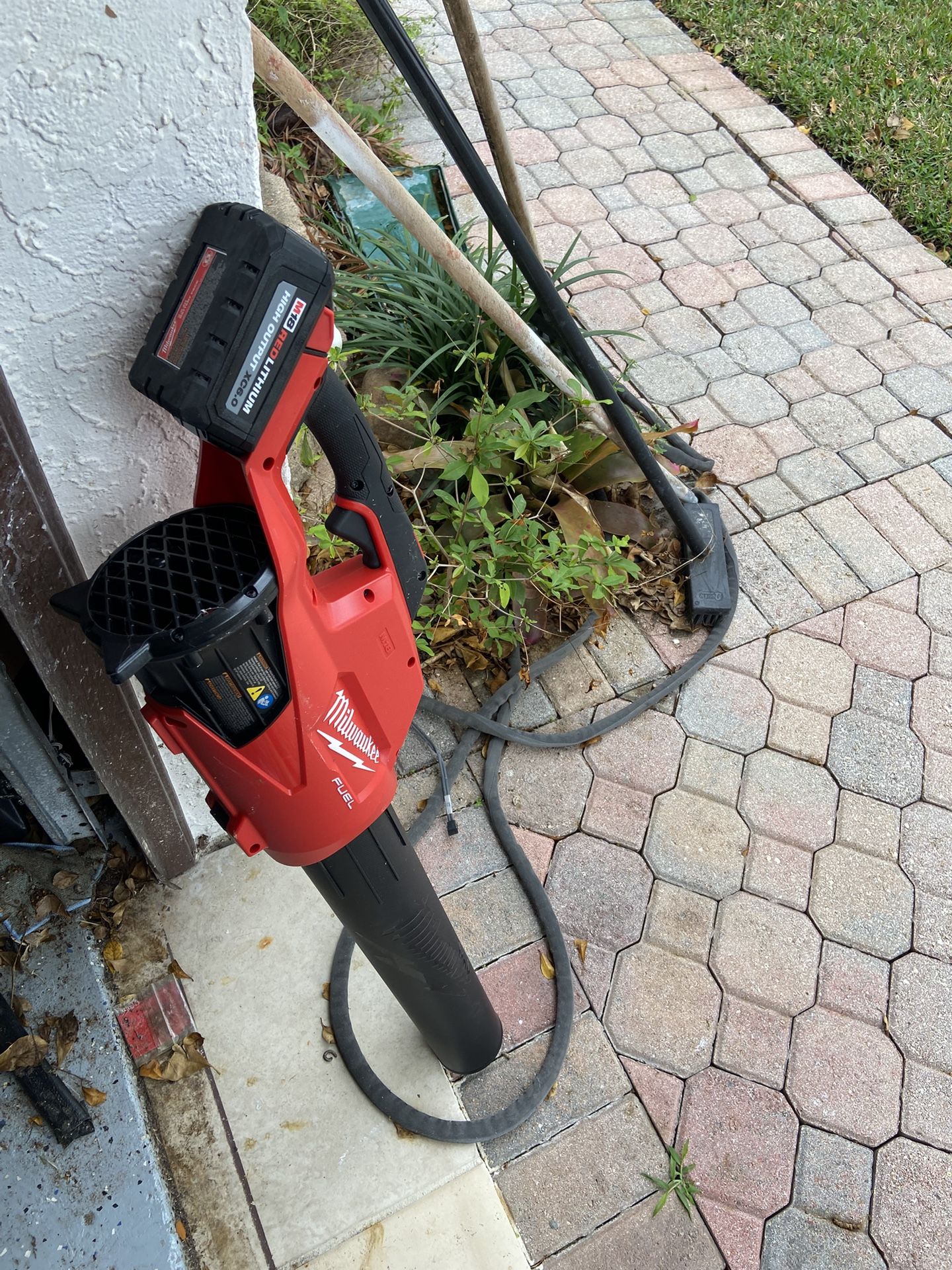 Milwaukee M18 Fuel Leaf Blower