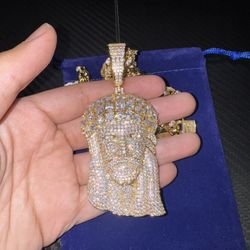 14k Gold Plated Chain With Jesus Piece Pendant New Good Quality 