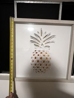 Pineapple Decoration Frame