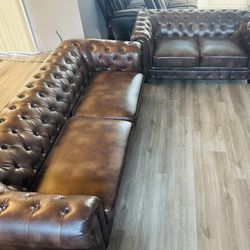 Gently Used, High-Quality Sofa Sets for Sale – Must Go Soon!