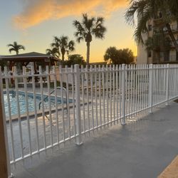 Aluminum fence