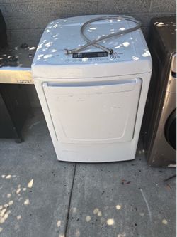 LG 7.3 cu. ft. Ultra Large Capacity Electric Dryer