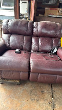 Free couch recliner still works