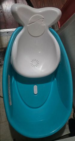 Fisher price bathtub