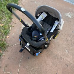 Doona Infant Car Seat & Stroller Combo