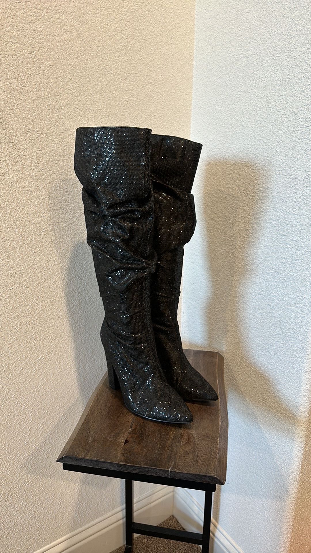 Cape Robbin Black Glitter Pointed Toe Scrunchy Heel Boots Size 8