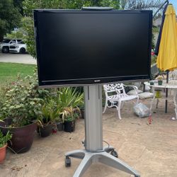 Sharp Tv With Wheels 