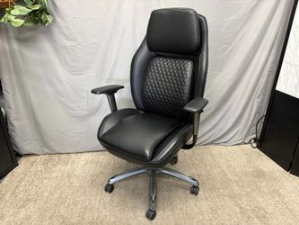 SHAQUILLE O’NEAL Zephyrus Ergonomic Black High-Back Executive Office Chair