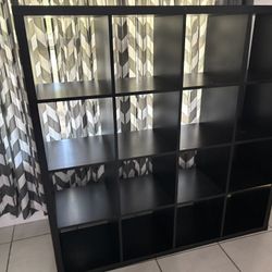 Book Shelves Or Cubbies For Storage 