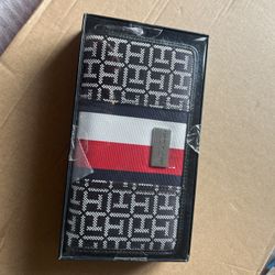 Brand New Wallet 
