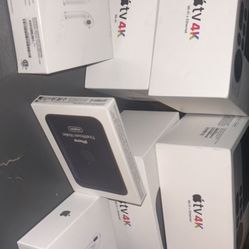 4K APPLE TV NEVER BEEN OPENED WITH OTHER APPLE ACCESSORIES 