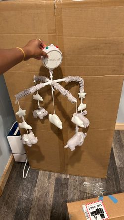 Crib Musical Mobil - the Peanutshell 